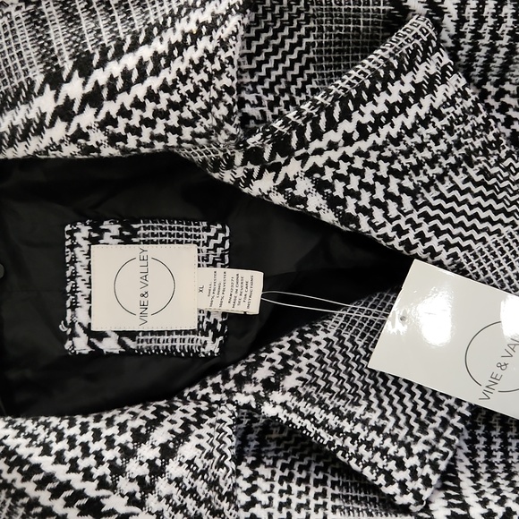 Womens Vine and Valley coat - Picture 2 of 4